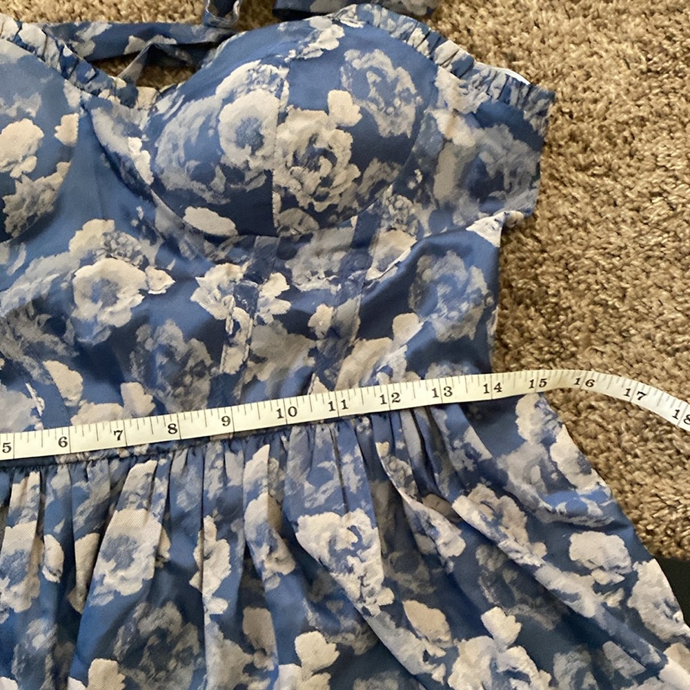 Lulu's | NWT Blue and White Sweetheart Midi Sundress - Picture 8 of 11